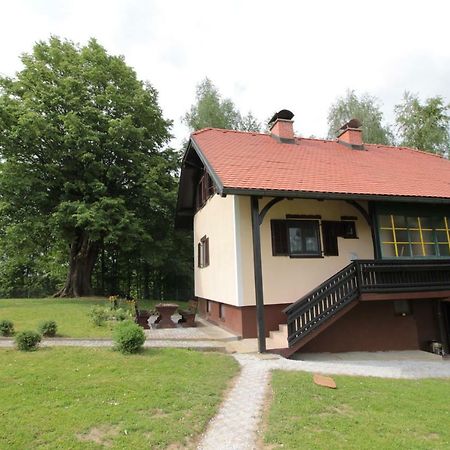 Holiday Home Winzerhaus Eva Spicnik ภายนอก รูปภาพ